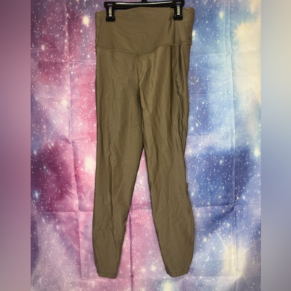 New all in motion high rise 7/8 leggings 🛍